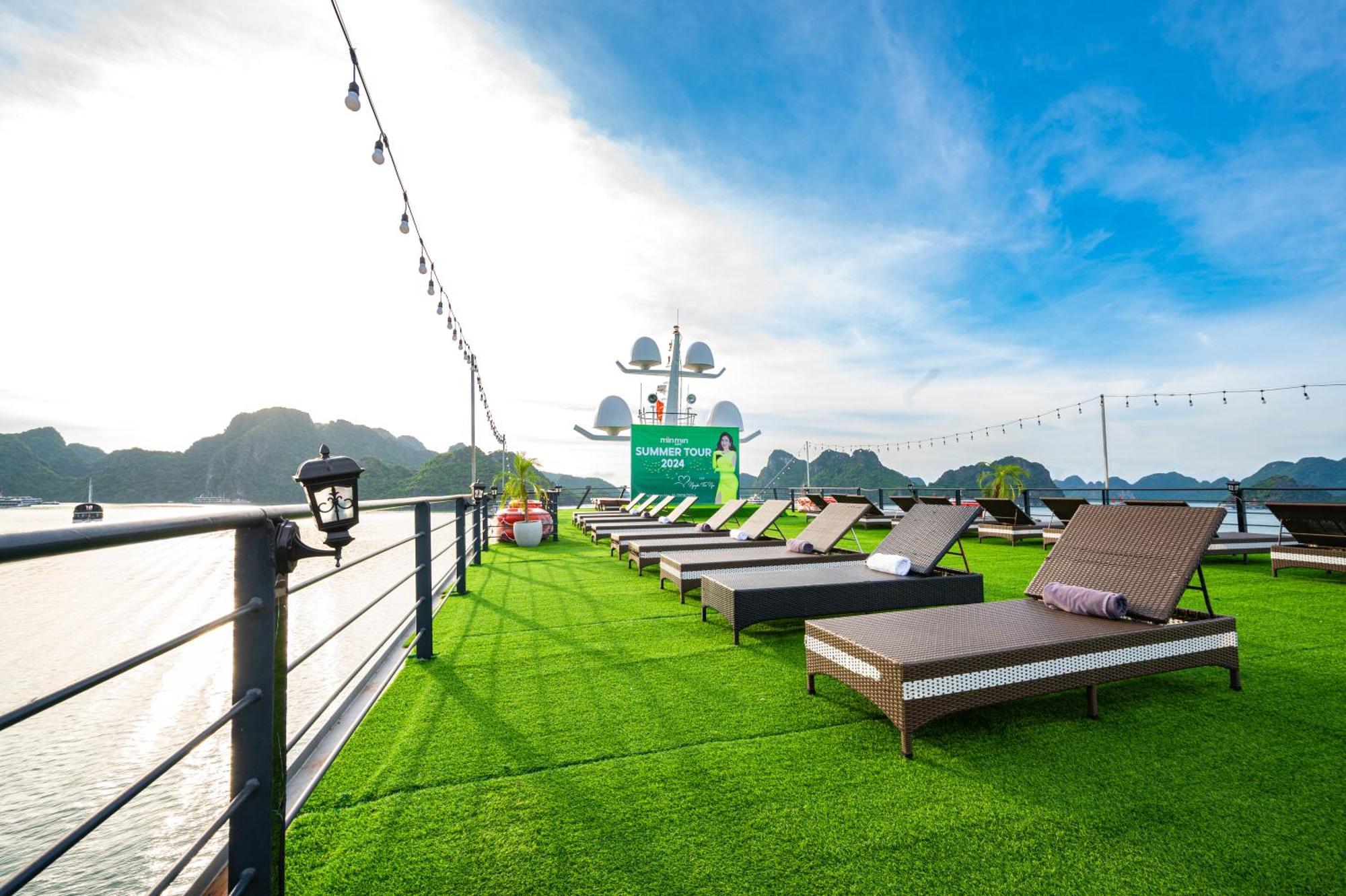 Velar Of The Sea Hotel Ha Long Exterior photo