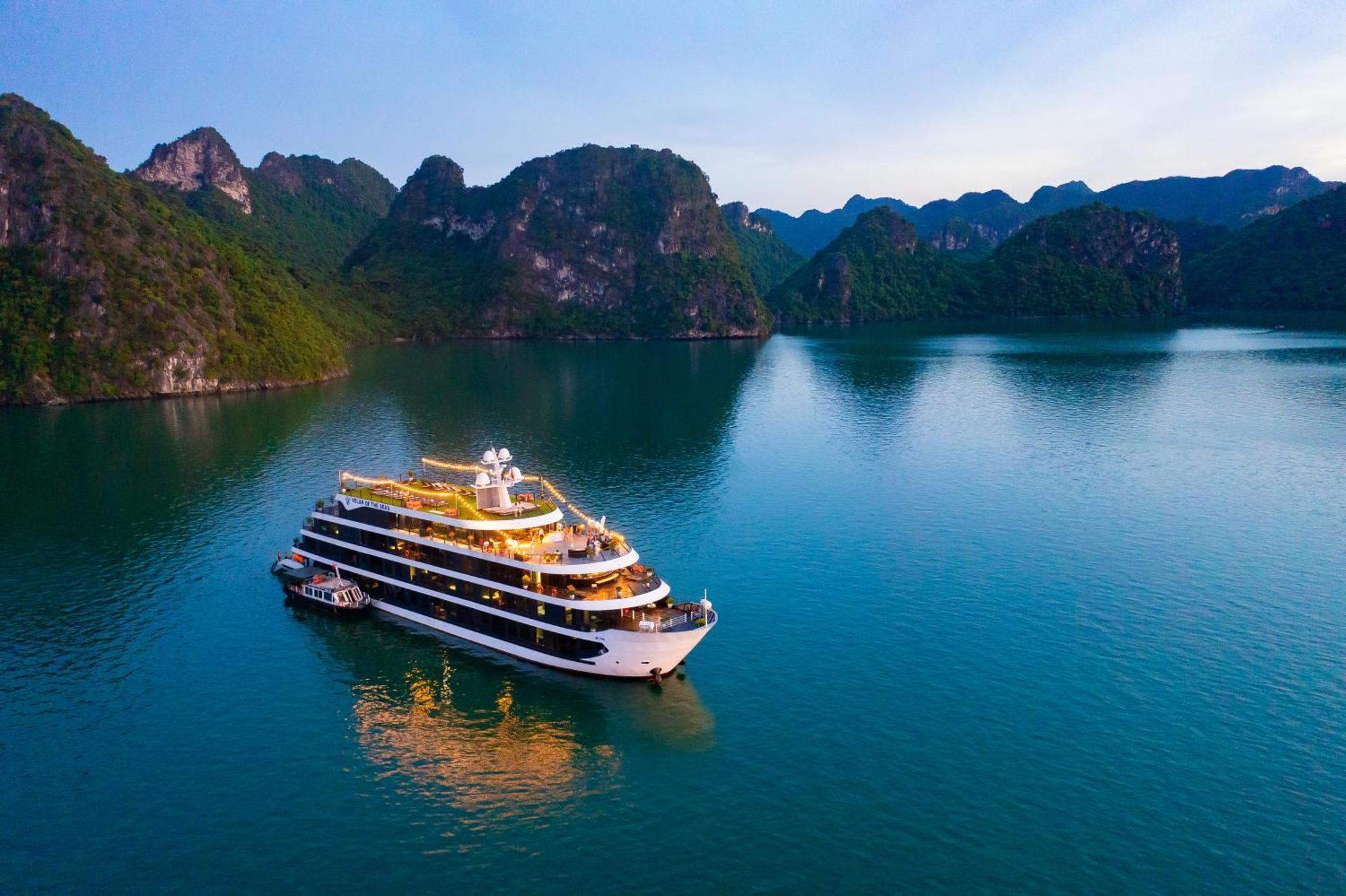 Velar Of The Sea Hotel Ha Long Exterior photo