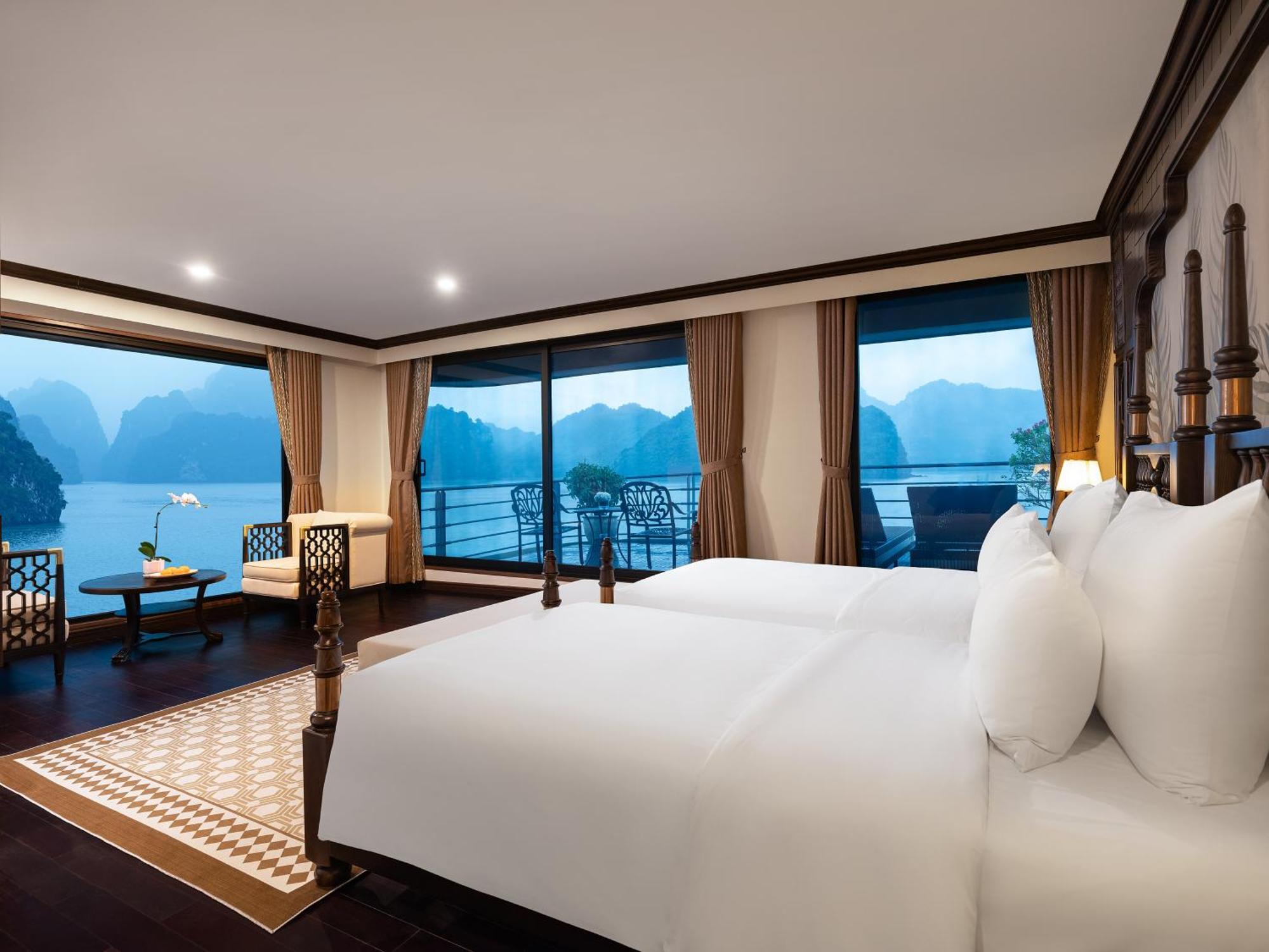 Velar Of The Sea Hotel Ha Long Exterior photo